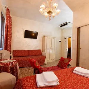 Casa Martini *** ונציה