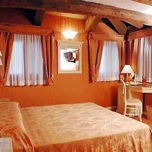 Lanterna Di Marco Polo Alojamento de Acomodação e Pequeno-almoço