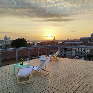 2* Hostel Sunny Terrace