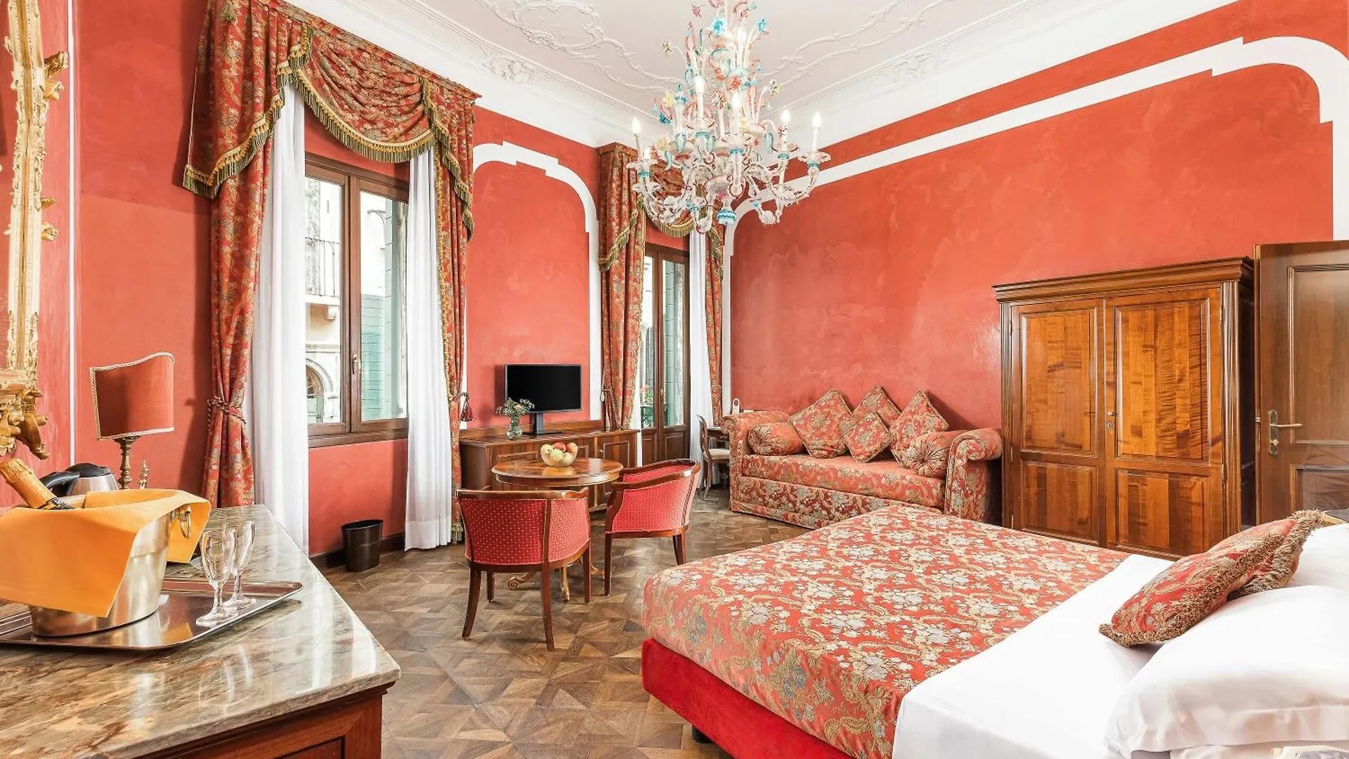 ***  Hotel San Moise Venice Italy