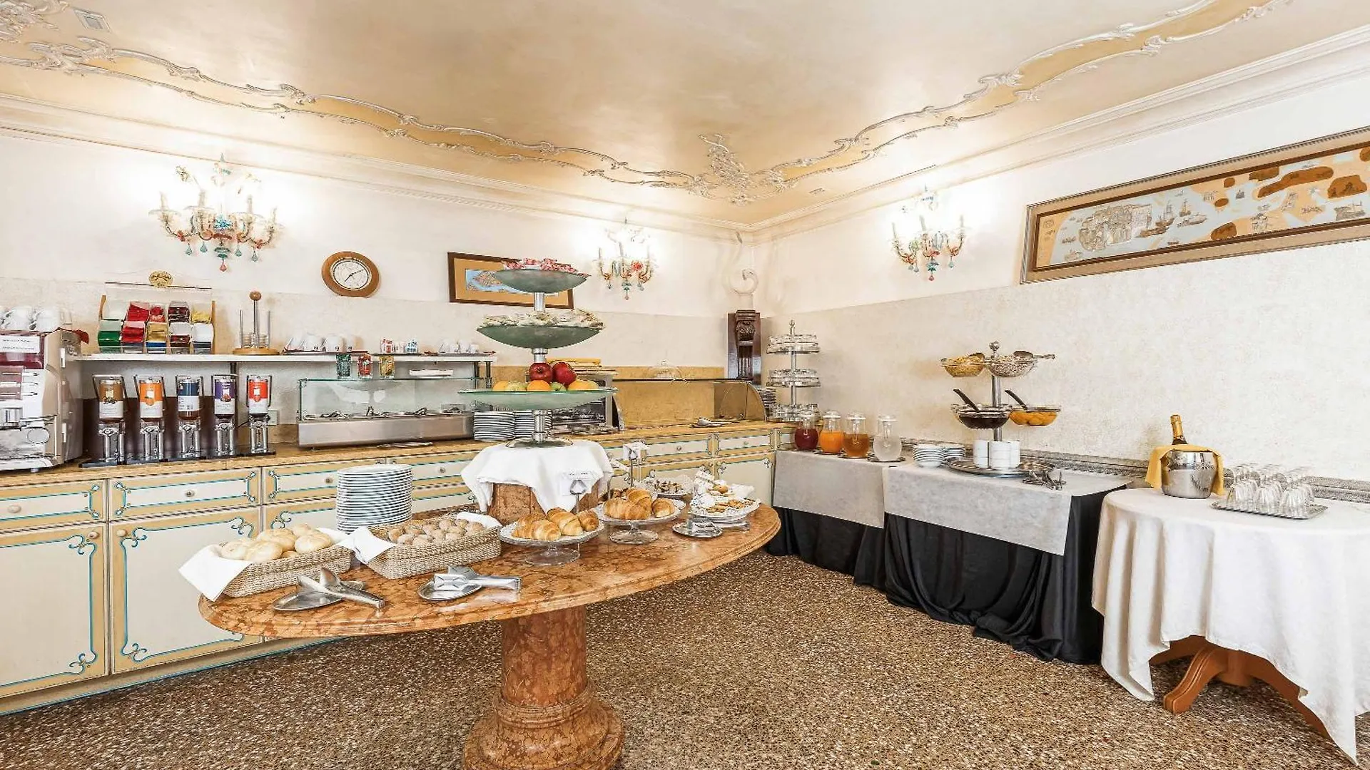 Hotel San Moise Venice