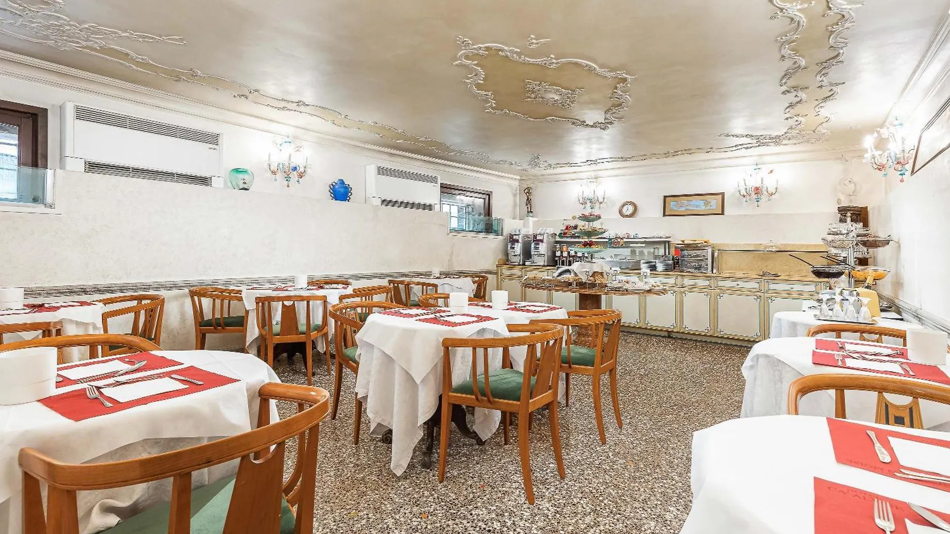 Hotel San Moise Venice Italy