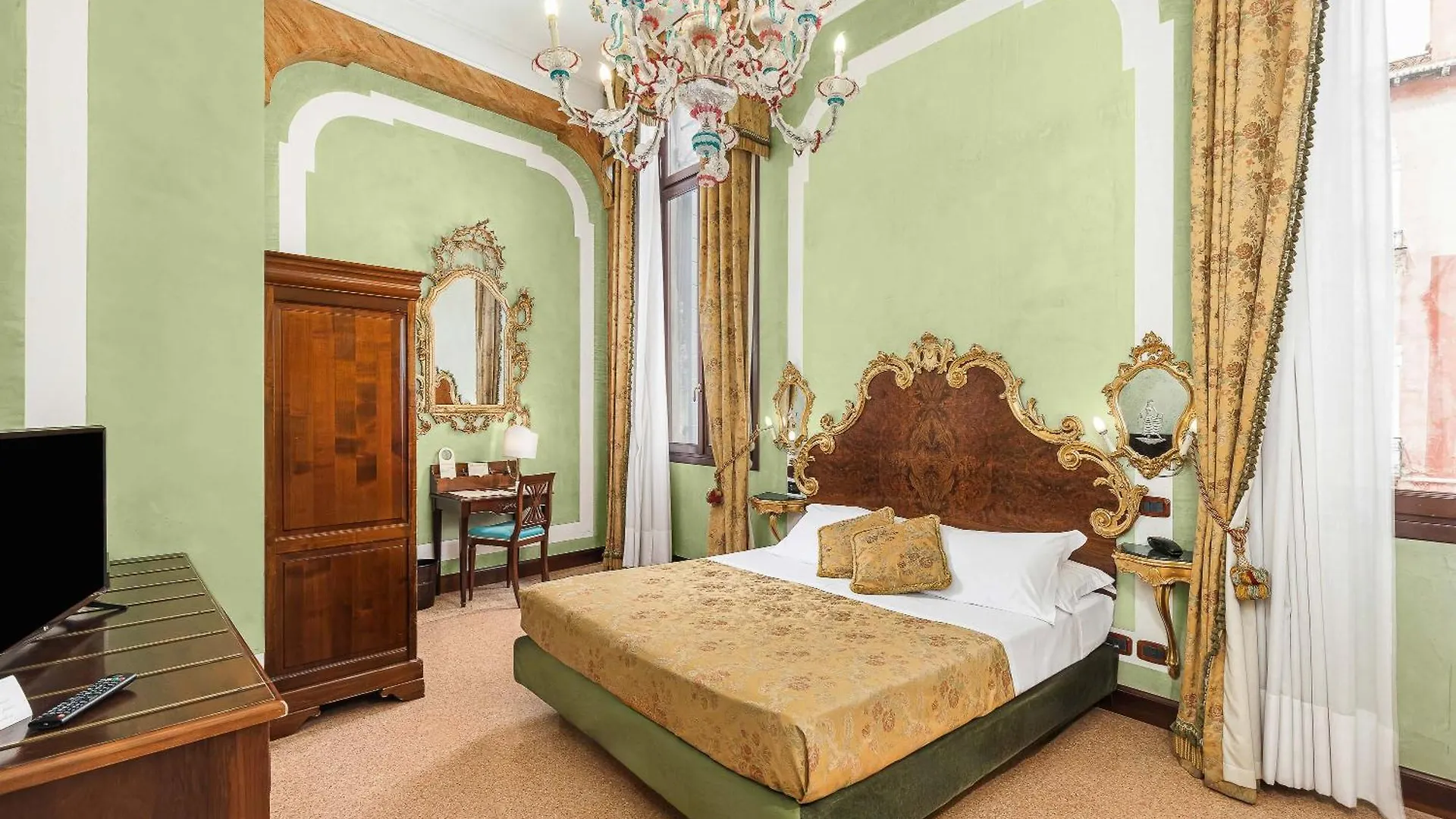 Hotel San Moise Venice
