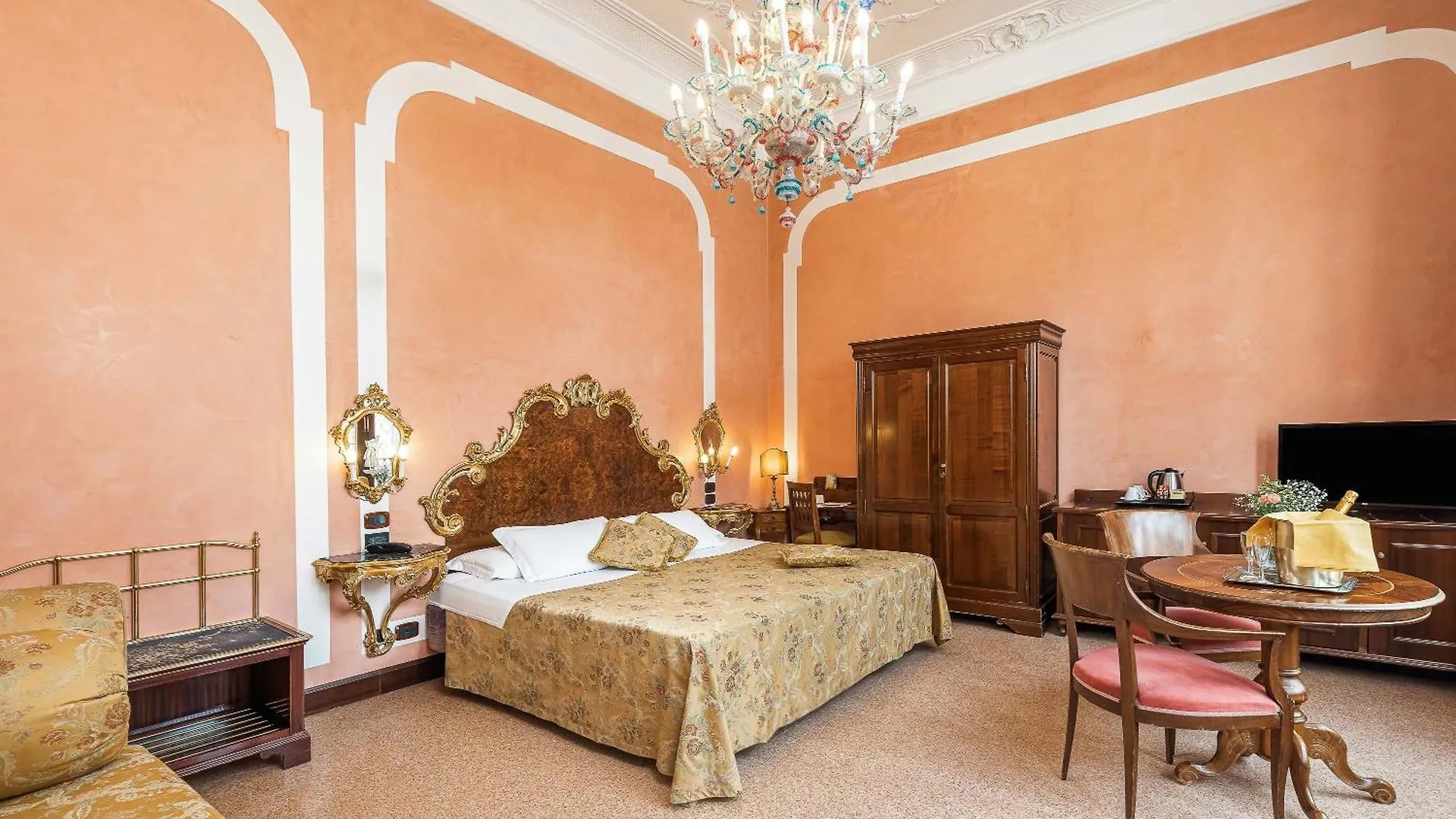 Hotel San Moise Venice
